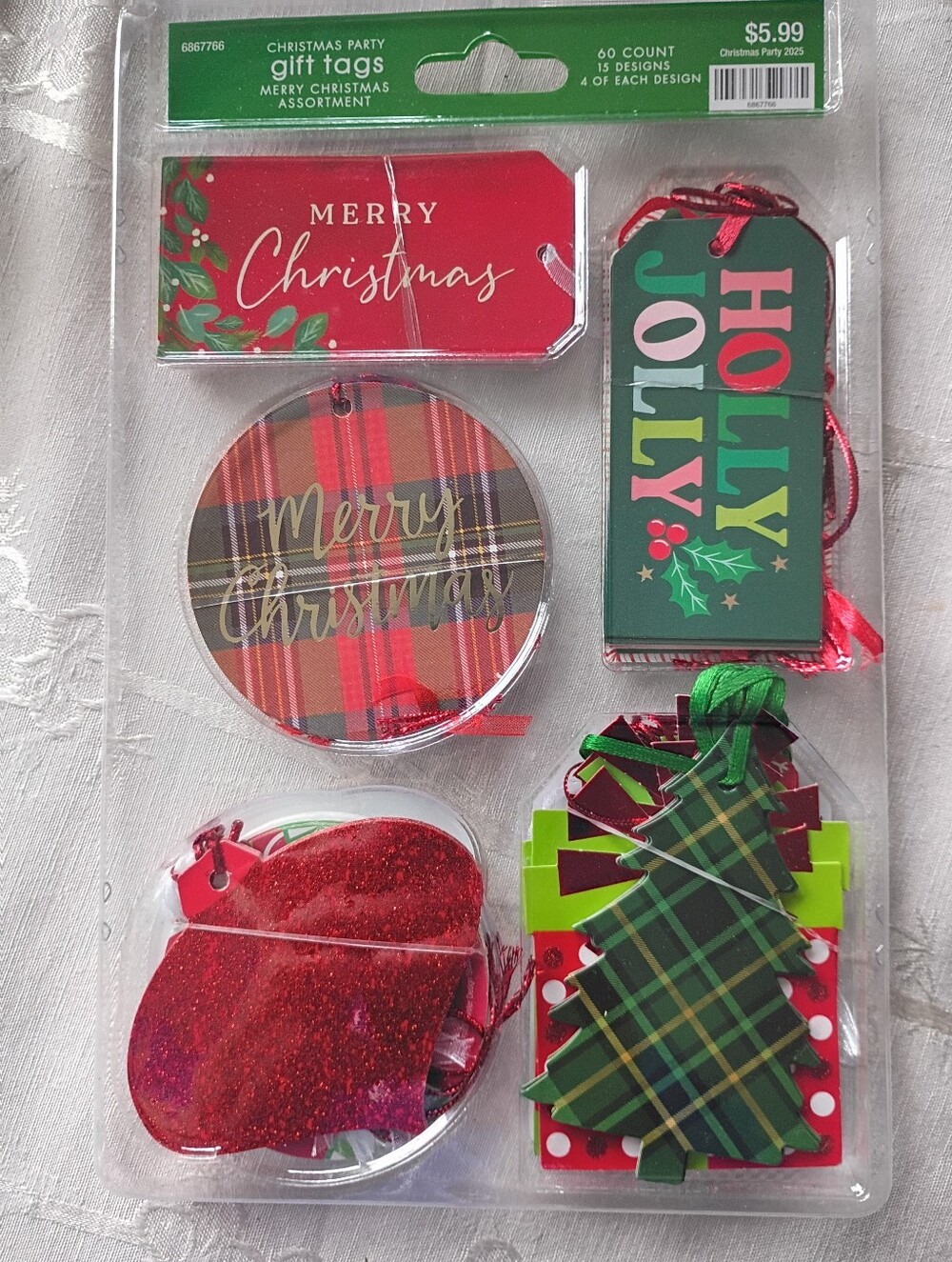 Christmas Gift Tags, 60 Count, 15 Desgis, 4 of Each Design, NWT